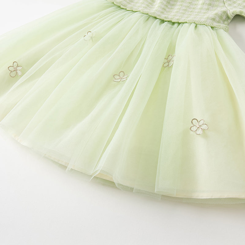 فستان بنات طويل الأكمام بنقشة مربعات خضراء من قماش محبوك مع تنورة تول بأسلوب أميرة