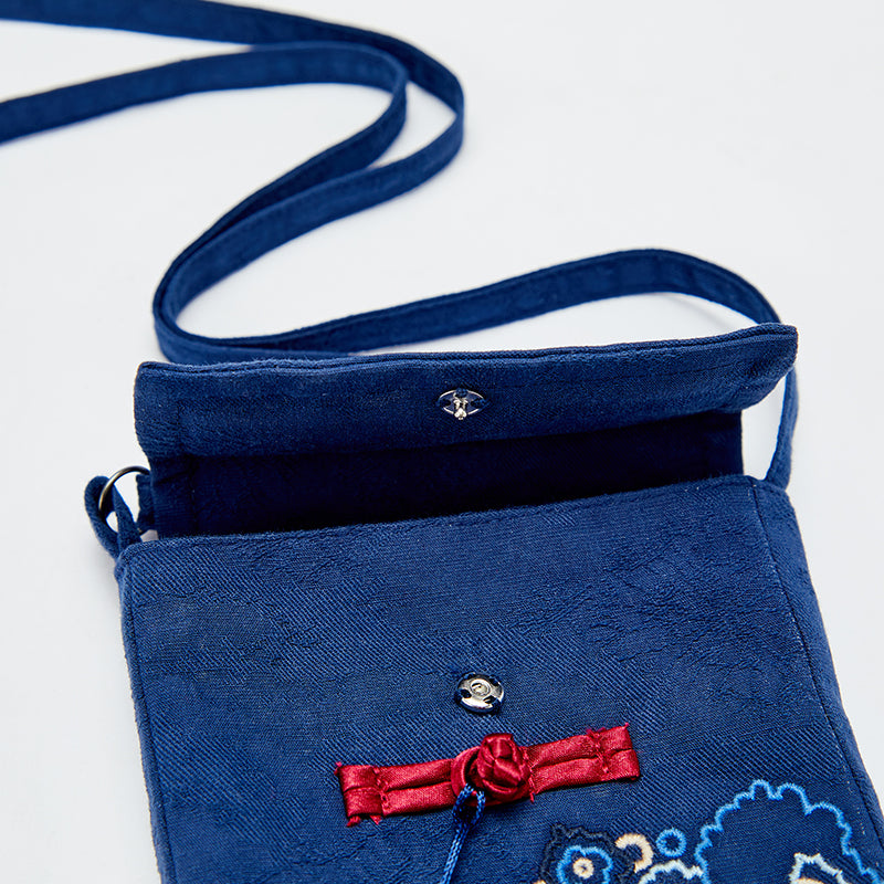 حقيبة كروس بودي جينز زرقاء عصرية بتطريز صيني، مناسبة للبنين والبنات