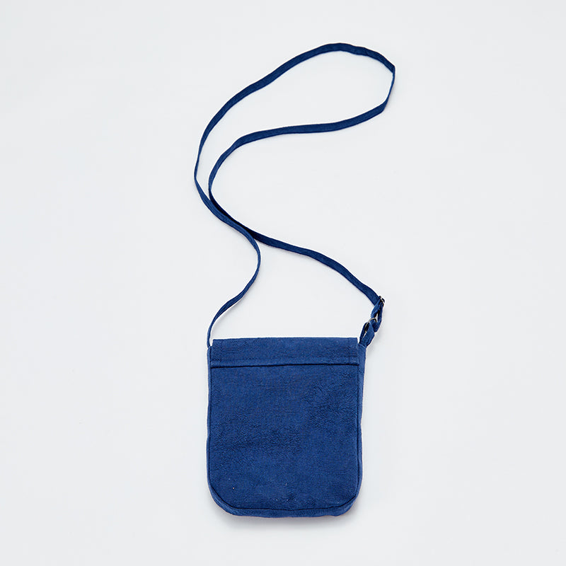 حقيبة كروس بودي جينز زرقاء عصرية بتطريز صيني، مناسبة للبنين والبنات