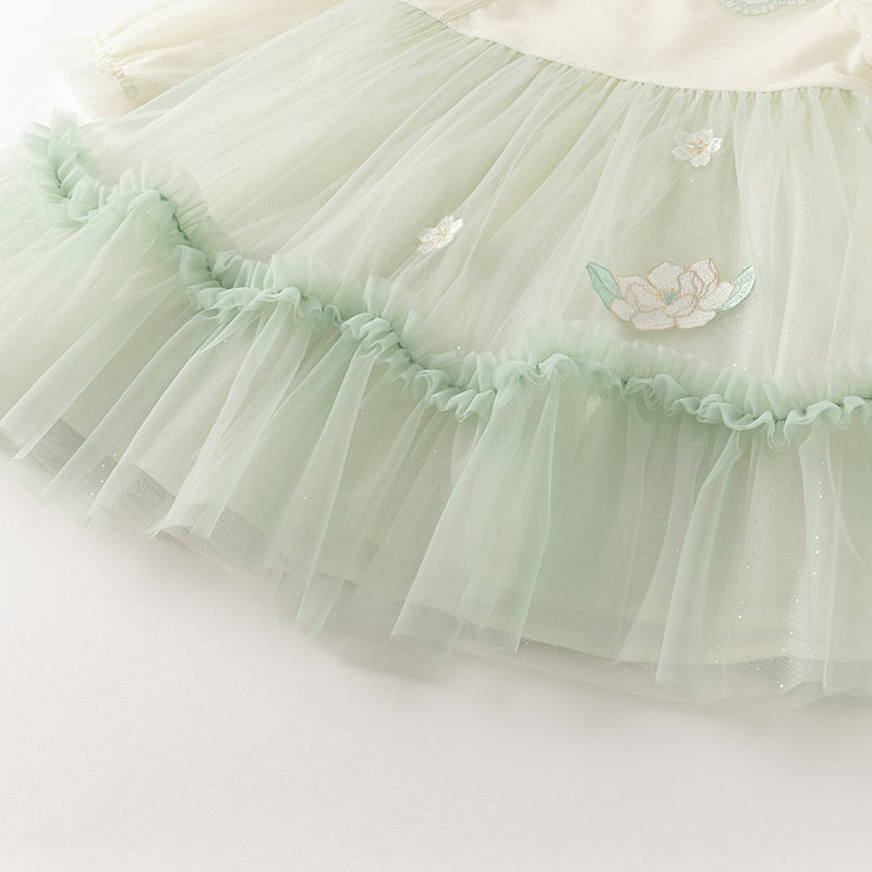 فستان بنات طويل الأكمام من التول باللون الأخضر الفاتح بأسلوب صيني عصري