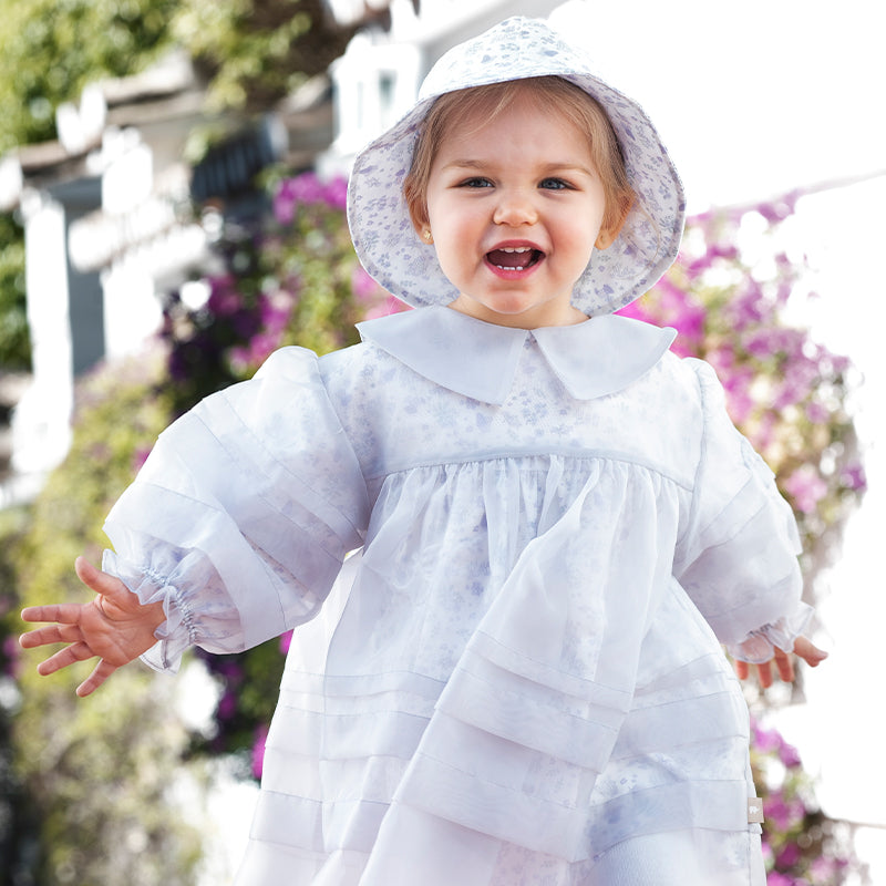 فستان بنات طويل الأكمام من التول باللون البنفسجي الغباري بأسلوب أميرة