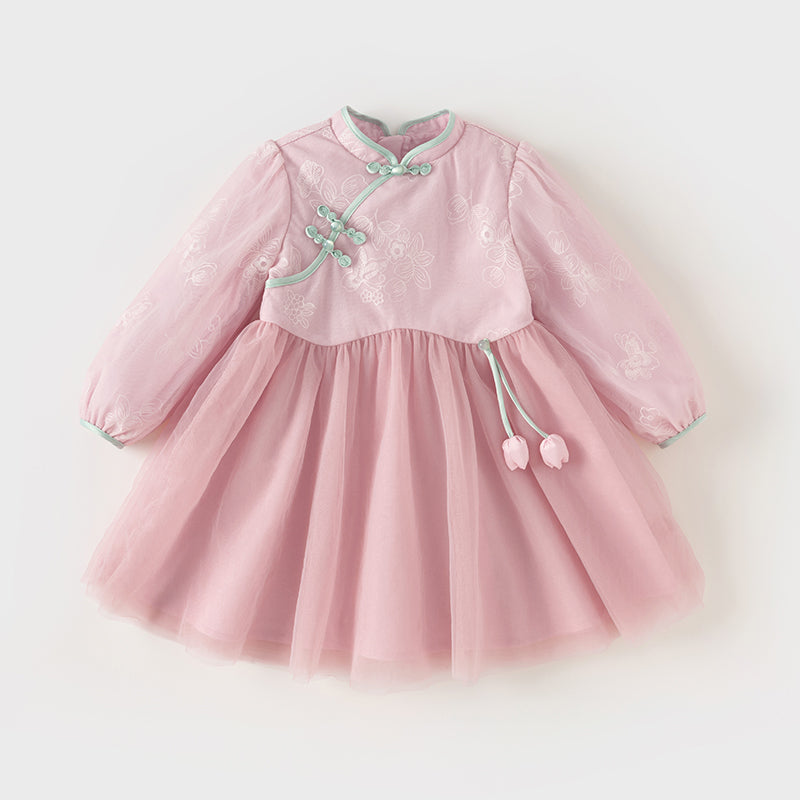 فستان للبنات الصغيرات من التول الوردي بأكمام طويلة بتصميم صيني مع تطريز (يشمل قطعة زينة)