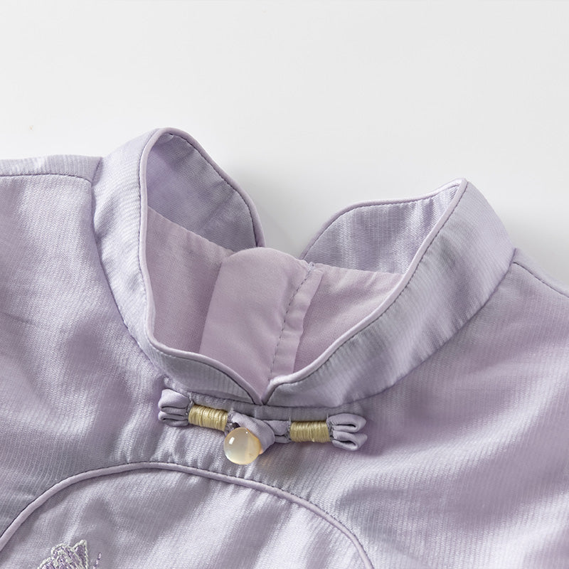 فستان بنات طويل الأكمام من التول باللون البنفسجي الغباري بأسلوب صيني عصري