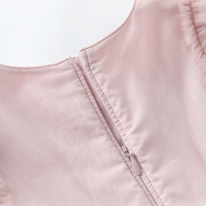 فستان للبنات الصغيرات بأكمام طويلة من التول الوردي بتصميم أنيق مزين بتطريز دانتيل وزهور ثلاثية الأبعاد