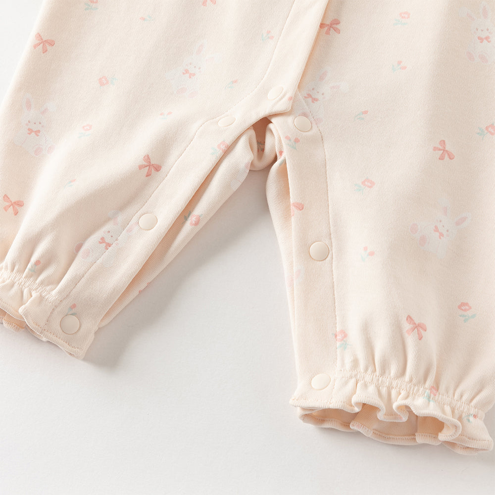 رومبر بناتي بطبعة وردية للرضع – ياقة بيتر بان مع تصميم حمالات مزين بفيونكات