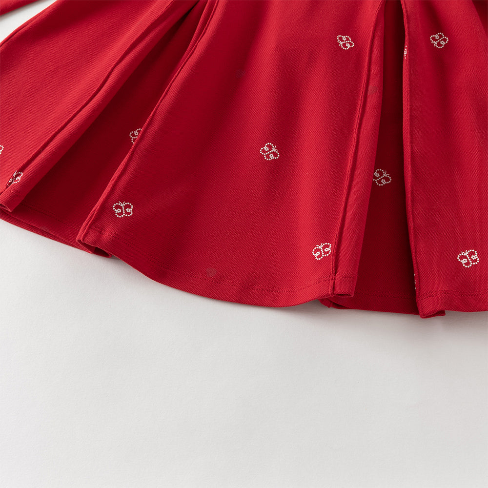 فستان بنات بأكمام طويلة باللون الأحمر بأسلوب أكاديمي