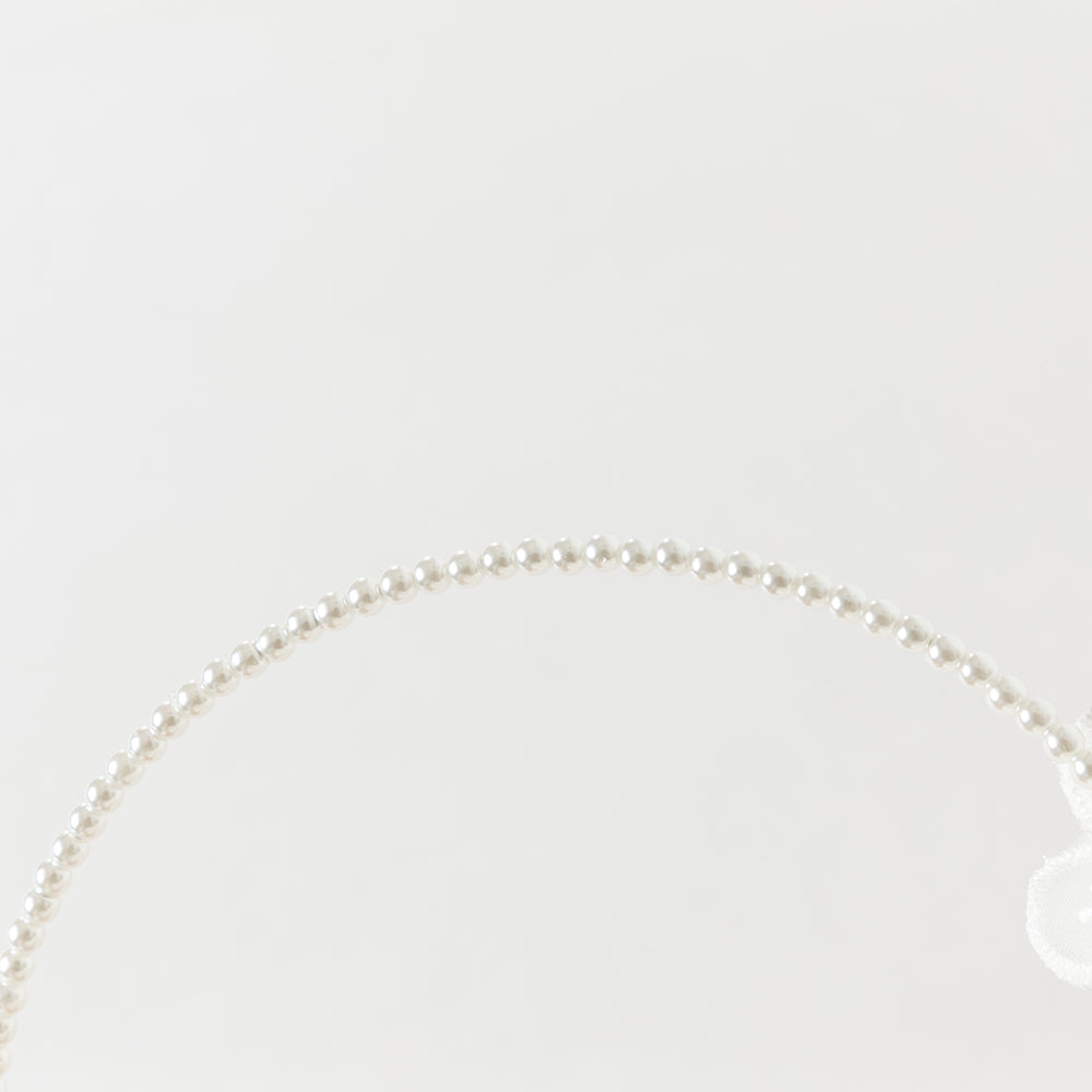 تاج شعر فتيات بيضاء مع ورود لؤلؤية - إكسسوار شعر مزخرف بالدانتيل والخرز