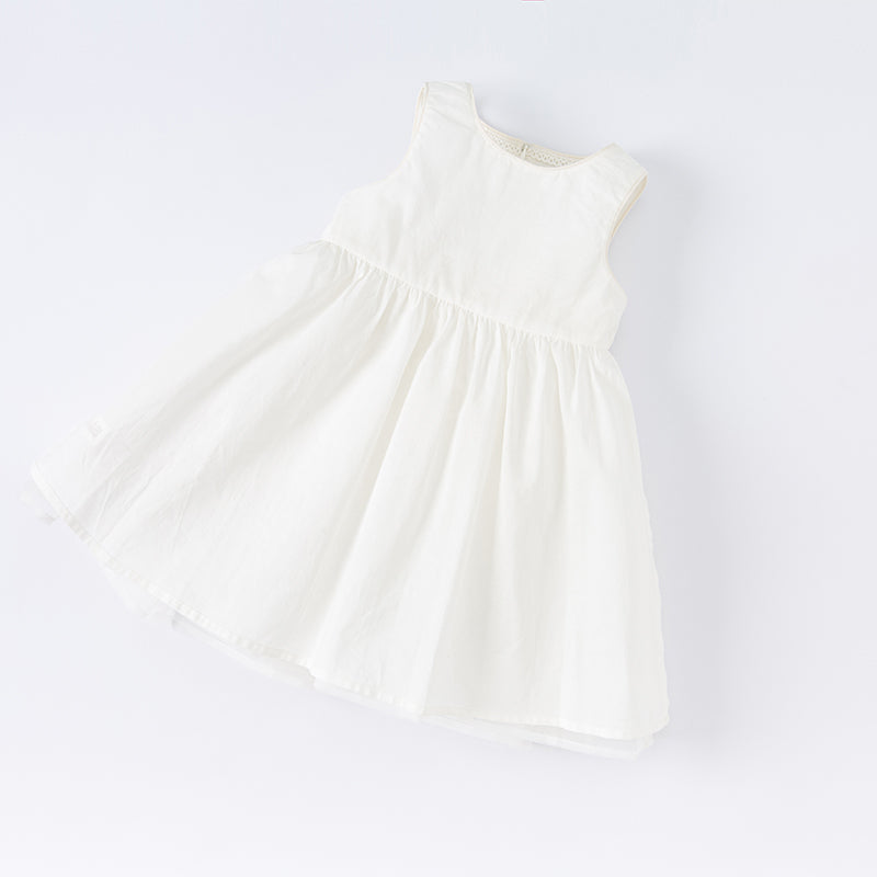 فستان صيفي للفتيات الصغيرات باللون الأبيض بدون أكمام من قماش شبكي على طراز الأميرة