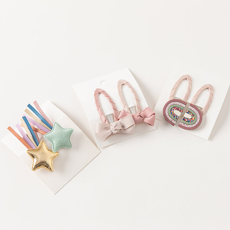 طقم مشابك شعر للبنات الصغيرات – 3 تصاميم (قوس / نجوم / وردي وبنفسجي متعدد الألوان)، إكسسوارات شعر من القماش مع لمسات لامعة للأطفال