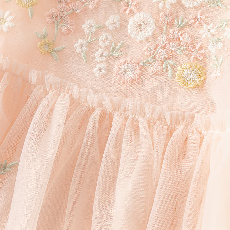 فستان صيفي للبنات الصغيرات من التول الأبيض/الوردي مزين بتطريز زهور بتصميم أميري