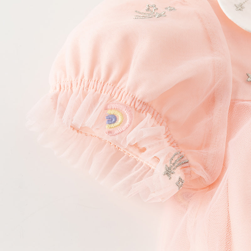 فستان صيفي للبنات الصغيرات من التول الوردي مع تطريز طفولي (يشمل حقيبة كروس)