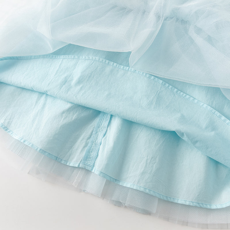 فستان بنات صيفي من التول باللون الأزرق الفاتح مع ياقة دانتيل أنيقة