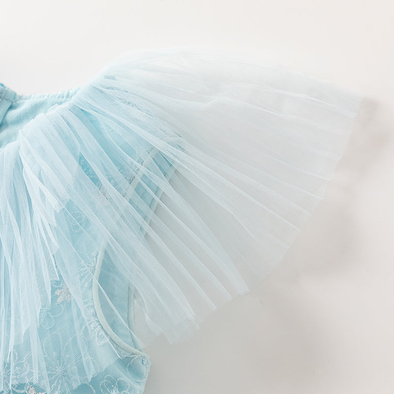 فستان بنات صيفي من التول باللون الأزرق الفاتح مع ياقة دانتيل أنيقة