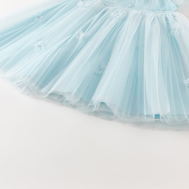 فستان بنات صيفي من التول باللون الأزرق الفاتح مع ياقة دانتيل أنيقة