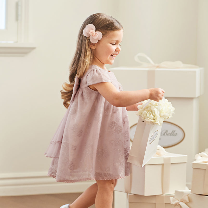 فستان صيفي للبنات الصغيرات من التول باللون الوردي مع تطريز زهور فاخر