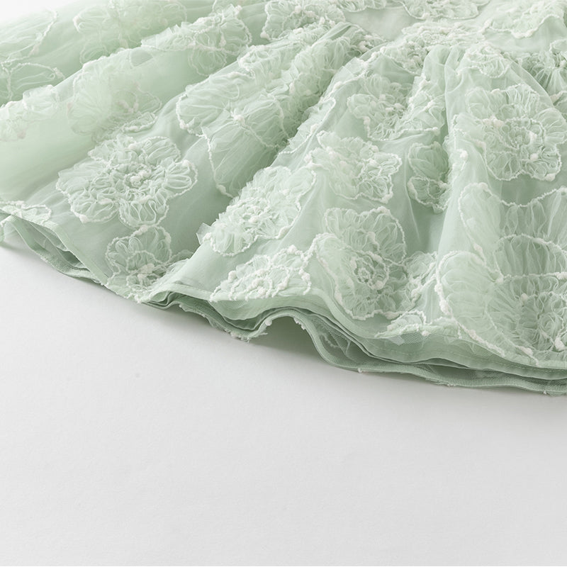 فستان صيفي للبنات الصغيرات من التول باللون الأخضر مزين بتطريز دانتيل زهور