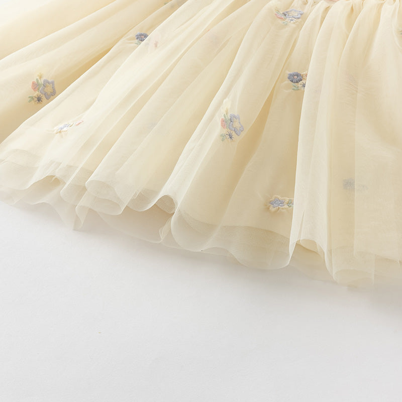 فساتين أميرات صيفية مطرزة باللون الأصفر للبنات الصغيرات