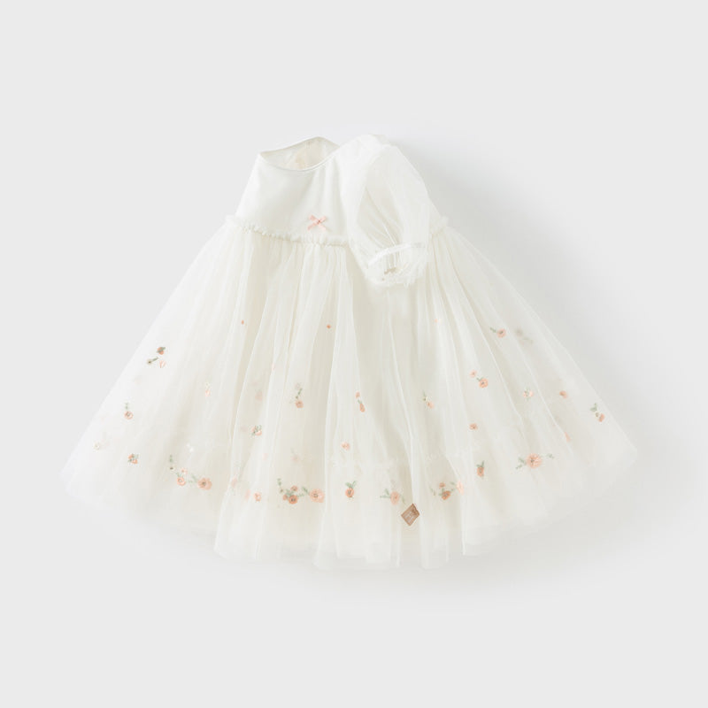 فستان شبكي مزخرف بتطريز الزهور للبنات لصيف باللون الأبيض