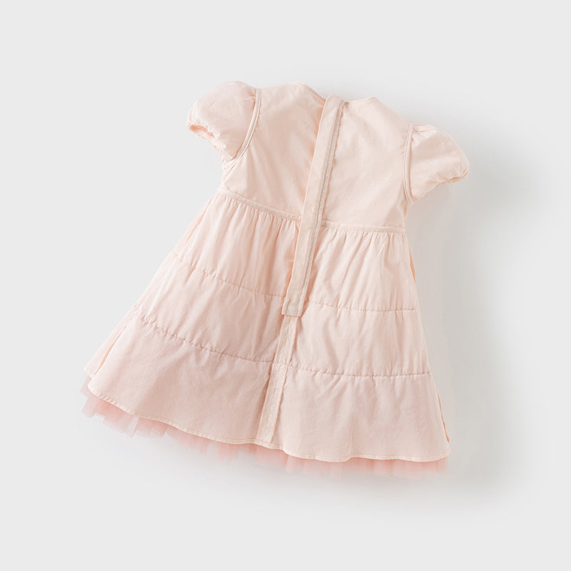 فستان صيفي للبنات الصغيرات من التول الوردي بتدرج ألوان تصميم كيك بأكمام فقاعة لطيفة