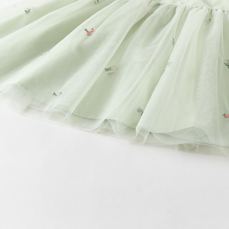 فستان صيفي للبنات الصغيرات من التول باللون الأخضر بتصميم أنيق وراقي
