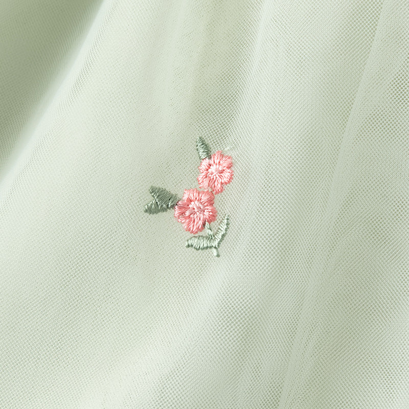 فستان صيفي للبنات الصغيرات من التول باللون الأخضر بتصميم أنيق وراقي