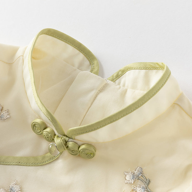 فستان بنات صيفي من التول باللون الأصفر الفاتح بأسلوب صيني عصري