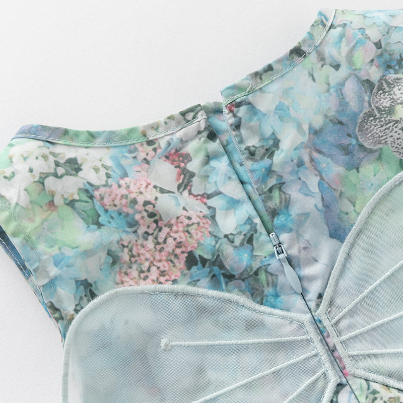 فستان صيفي للبنات الصغيرات بدون أكمام باللون الأزرق الأنيق مع طبعة زهور ومزيج من التول