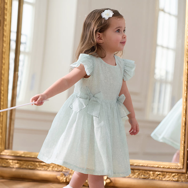 فستان صيفي من الأورجانزا باللون الأخضر للبنات، مزين بفيونكة