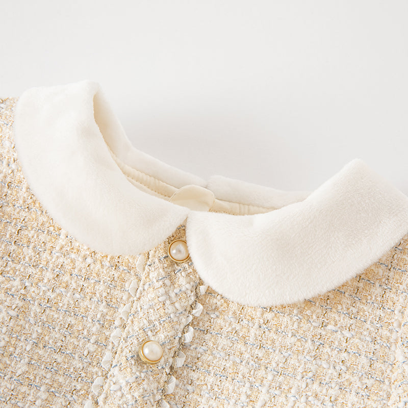 فستان للأطفال بأكمام طويلة من قماش تويد بلون أبيض حليبي مع تنورة من التول، بتصميم كلاسيكي أنيق