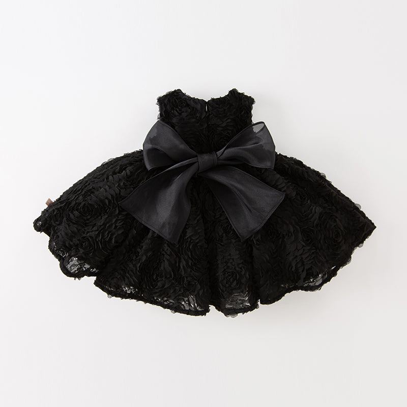 فستان أميرة للبنات الصغيرات بدون أكمام من التول الأسود بتصميم فاخر مزين بتفاصيل دقيقة وزهور ثلاثية الأبعاد