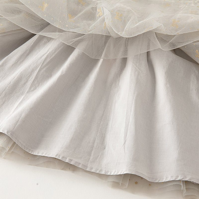 فستان بنات بأكمام طويلة باللون الأزرق الفاتح من قماش تويد محبوك مع تنورة تول بأسلوب أميرة (يشمل حقيبة كروس)