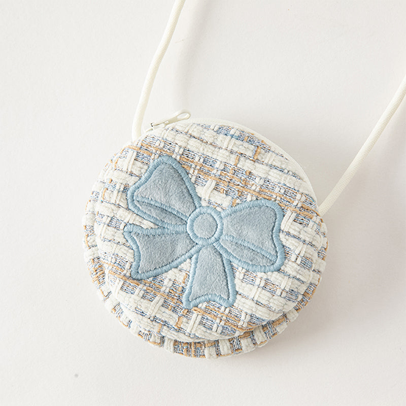 فستان بنات بأكمام طويلة باللون الأزرق الفاتح من قماش تويد محبوك مع تنورة تول بأسلوب أميرة (يشمل حقيبة كروس)