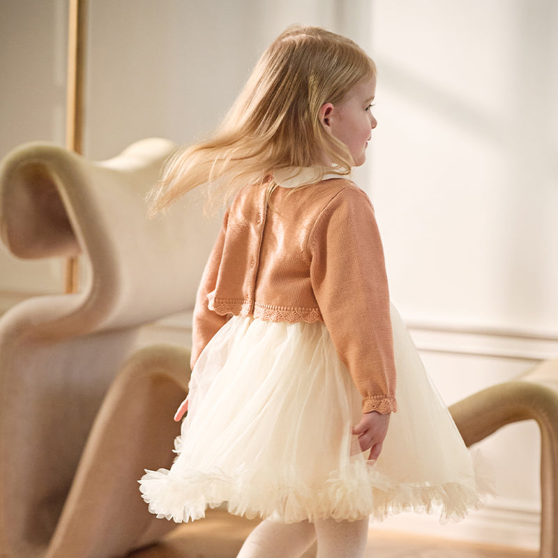 فستان بنات طويل الأكمام من قماش محبوك باللون الوردي البرتقالي مع تنورة تول بأسلوب أميرة