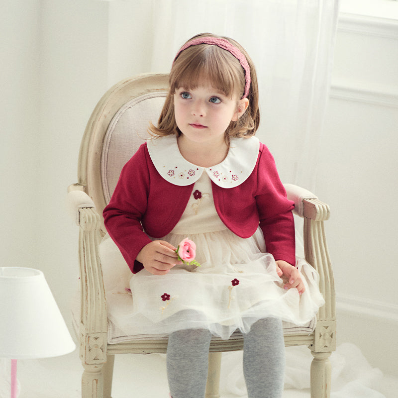 فستان بنات بأكمام طويلة من قماش محبوك باللون الخمري مع تنورة تول بأسلوب أميرة