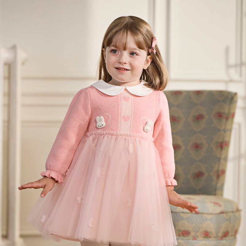 فستان بنات طويل الأكمام من قماش محبوك باللون الوردي بأسلوب لطيف مع تنورة تول بأسلوب أميرة