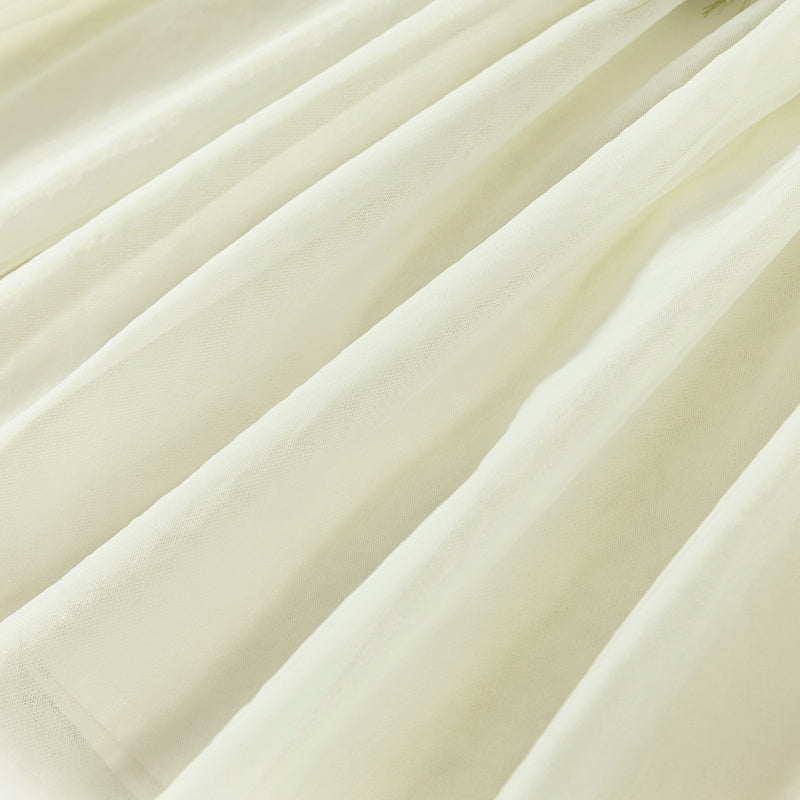 فستان بنات طويل الأكمام من التول باللون الأخضر الفاصوليائي بأسلوب صيني عصري (يشمل زينة تدلي من الخيوط الصينية)