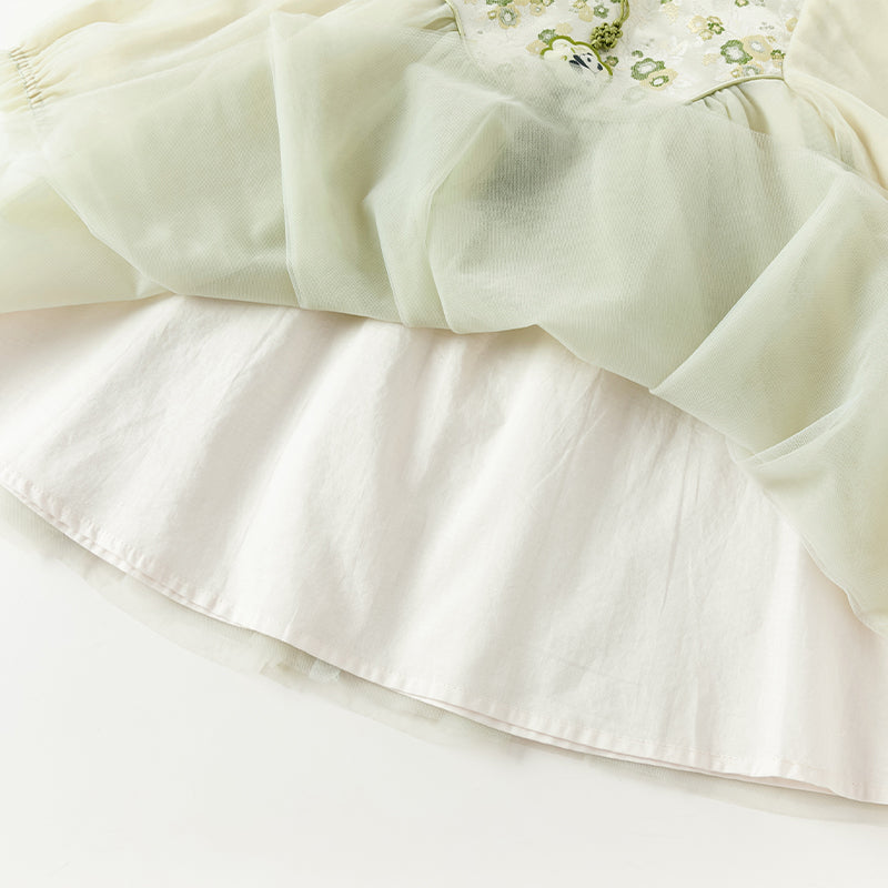 فستان بنات طويل الأكمام من التول باللون الأخضر الفاصوليائي بأسلوب صيني عصري (يشمل زينة تدلي من الخيوط الصينية)