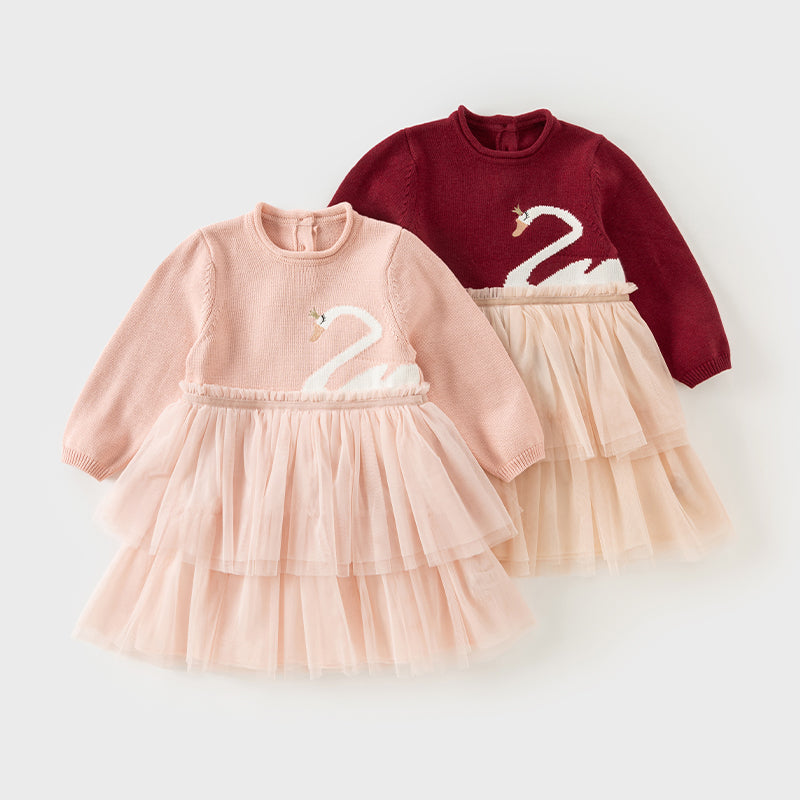 فستان بنات بأكمام طويلة من قماش محبوك باللون الخمري/الوردي الفاتح مع تنورة تول متعددة الطبقات بأسلوب غير رسمي