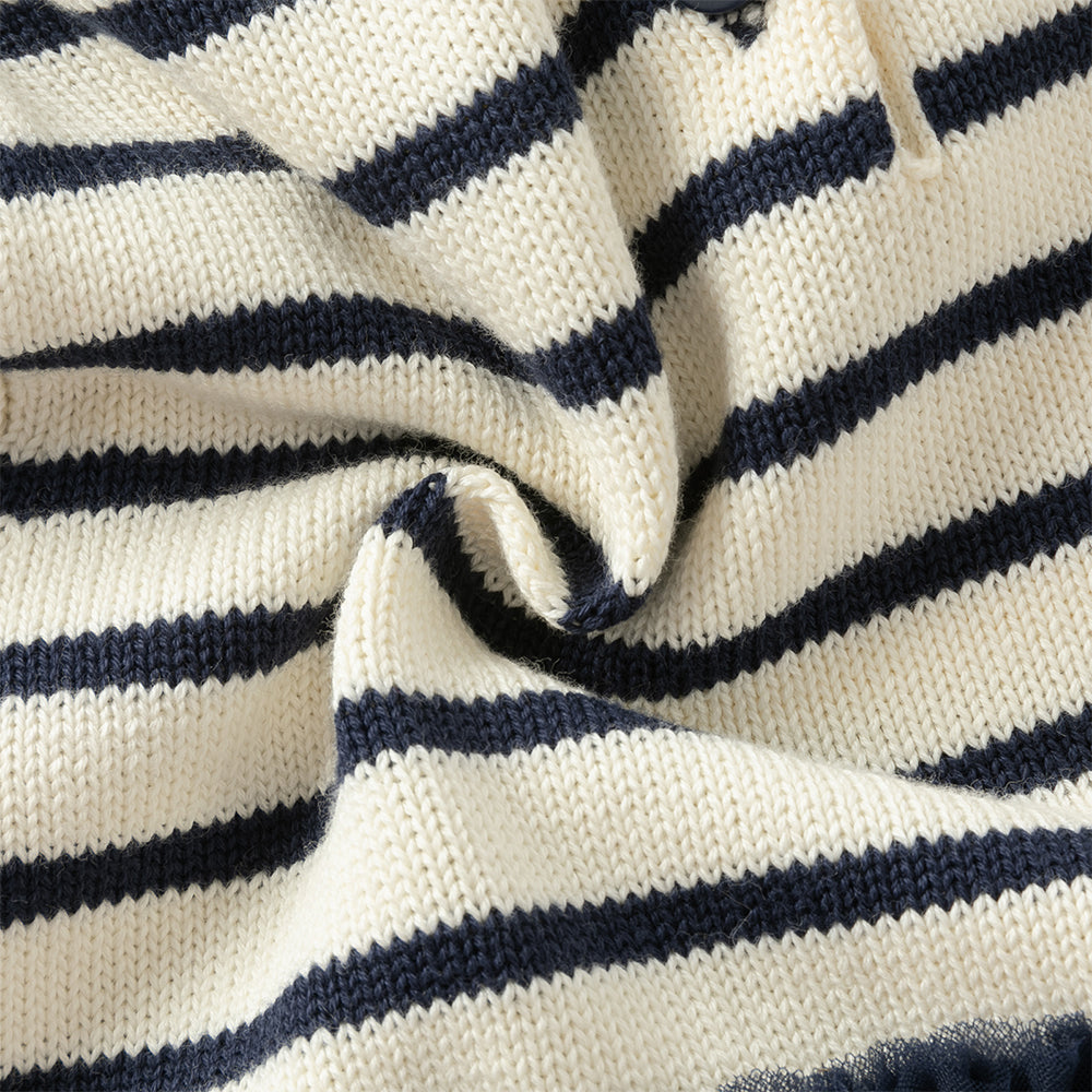 فستان للأطفال بأكمام طويلة من قماش مخطط باللون الكحلي مع تنورة من التول، بطابع بحري