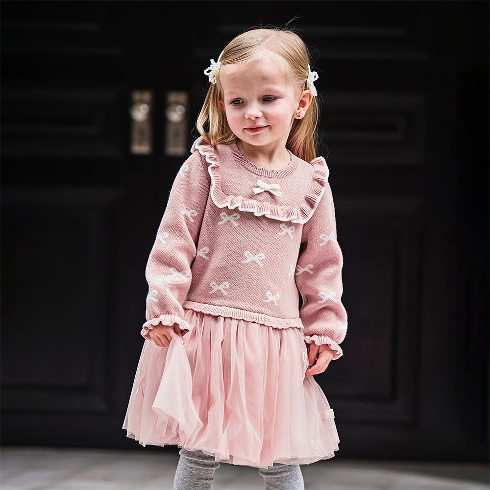 فستان بنات طويل الأكمام من قماش محبوك باللون الوردي مع تنورة تول بأسلوب أميرة