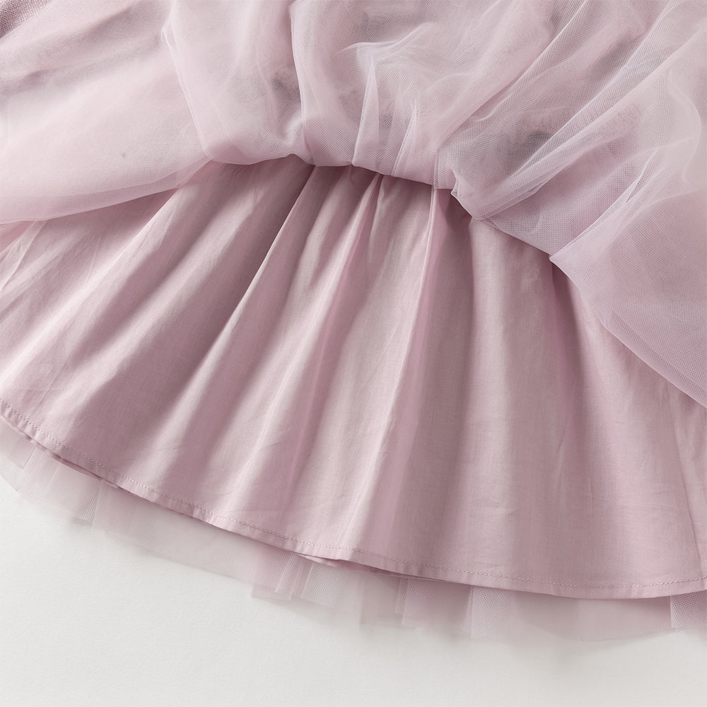 فستان للبنات الصغيرات بأكمام طويلة من التول البنفسجي مع عناصر محبوكة وتطريز زهور