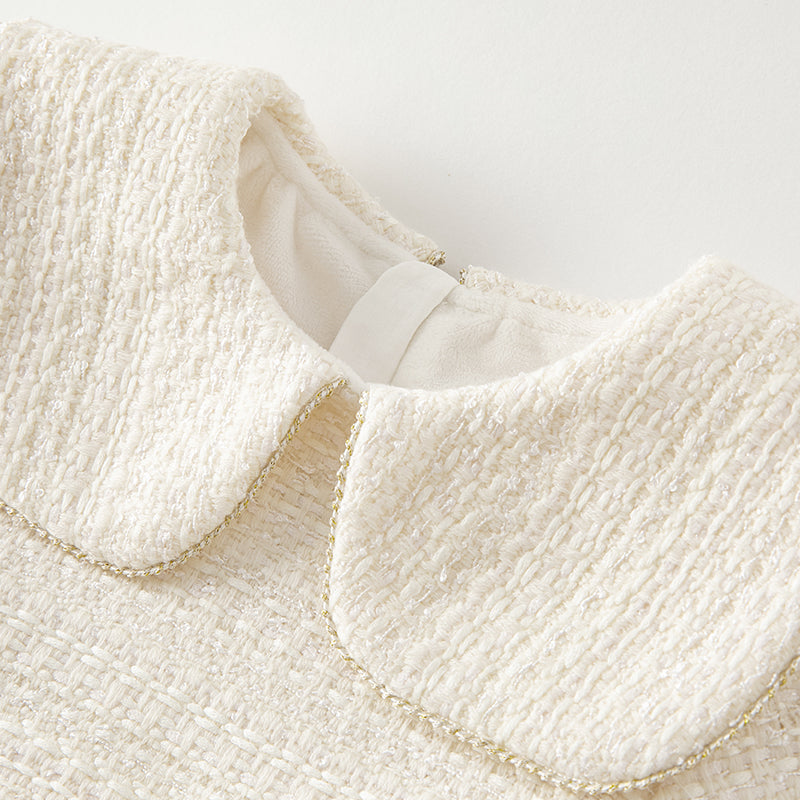 فستان بنات طويل الأكمام باللون الأبيض الحليبي من قماش تويد كلاسيكي محبوك مع تنورة تول بأسلوب أميرة