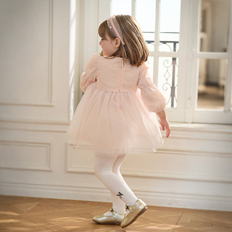 فستان للبنات الصغيرات بأكمام طويلة من التول باللون الوردي الفاتح بتصميم أميري