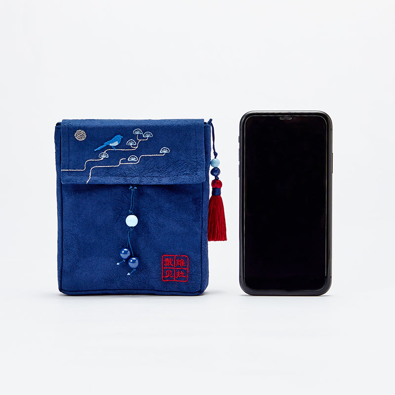 حقيبة كروس بودي جينز زرقاء عصرية بتطريز مستوحى من الأسلوب الصيني، مناسبة للبنين والبنات