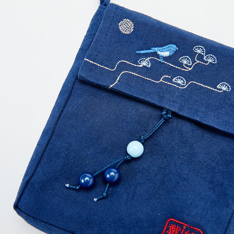 حقيبة كروس بودي جينز زرقاء عصرية بتطريز مستوحى من الأسلوب الصيني، مناسبة للبنين والبنات