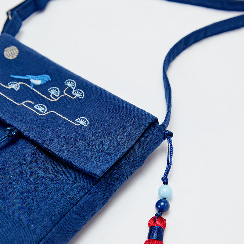 حقيبة كروس بودي جينز زرقاء عصرية بتطريز مستوحى من الأسلوب الصيني، مناسبة للبنين والبنات