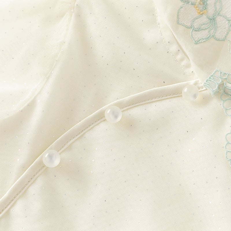 فستان بنات طويل الأكمام من التول باللون الأخضر الفاتح بأسلوب صيني عصري