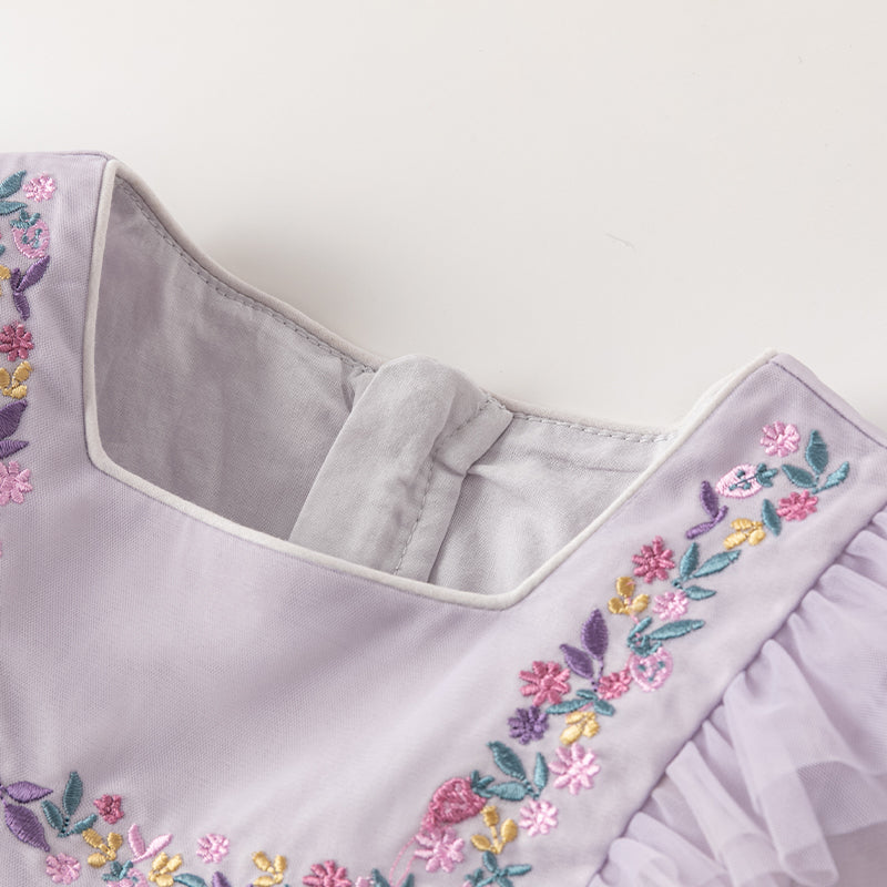 فستان أميرة شبكي للفتيات الصغيرات بكم طويل وياقة مربعة باللون البنفسجي الفاتح لفصلي الربيع والخريف