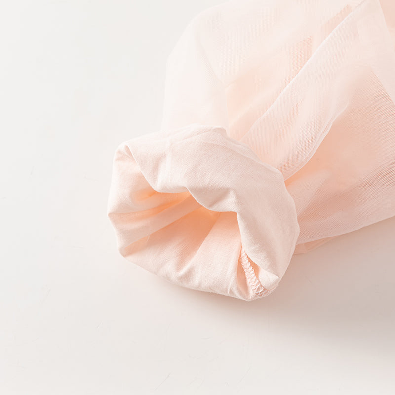 فستان بنات طويل الأكمام من التول باللون الوردي بأسلوب بسيط وناعم