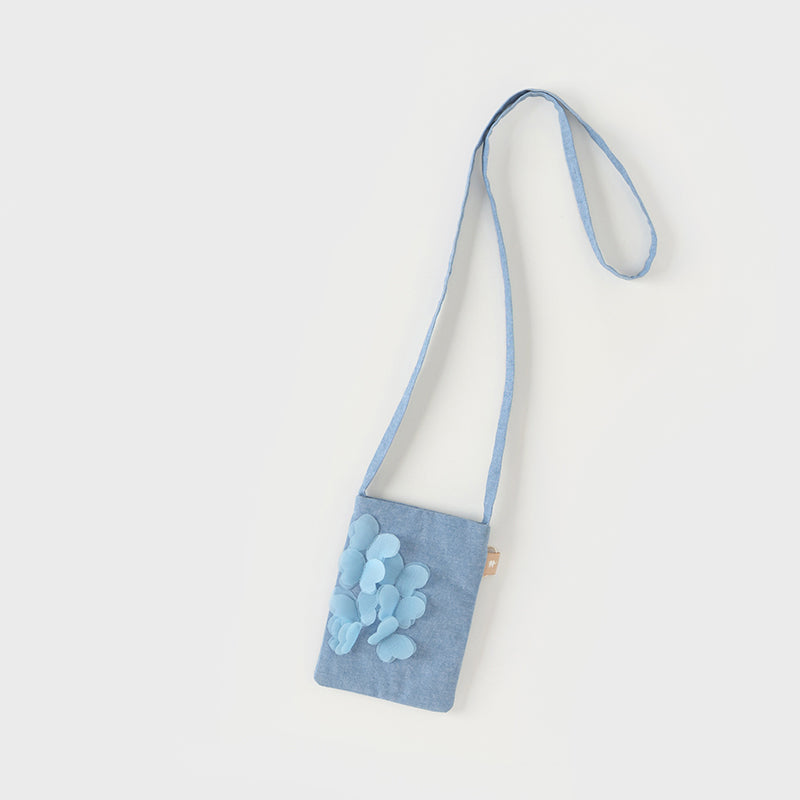حقيبة كروس بودي جينز زرقاء للبنات مزينة بفراشة ثلاثية الأبعاد من التول